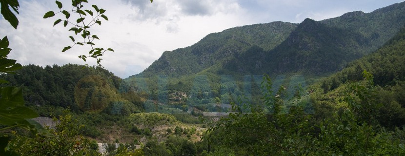 Турция, Аланья. Фото. Река Дим чай Dim Çayı. Панорама гор.