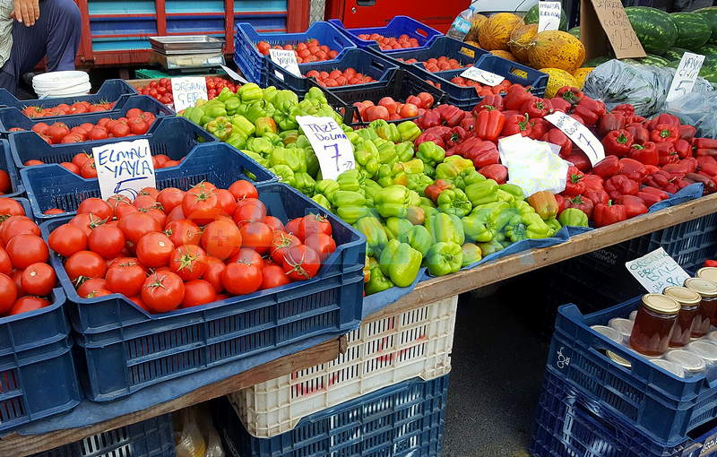 Цены на рынках в Аланье в августе - фрукты и овощи